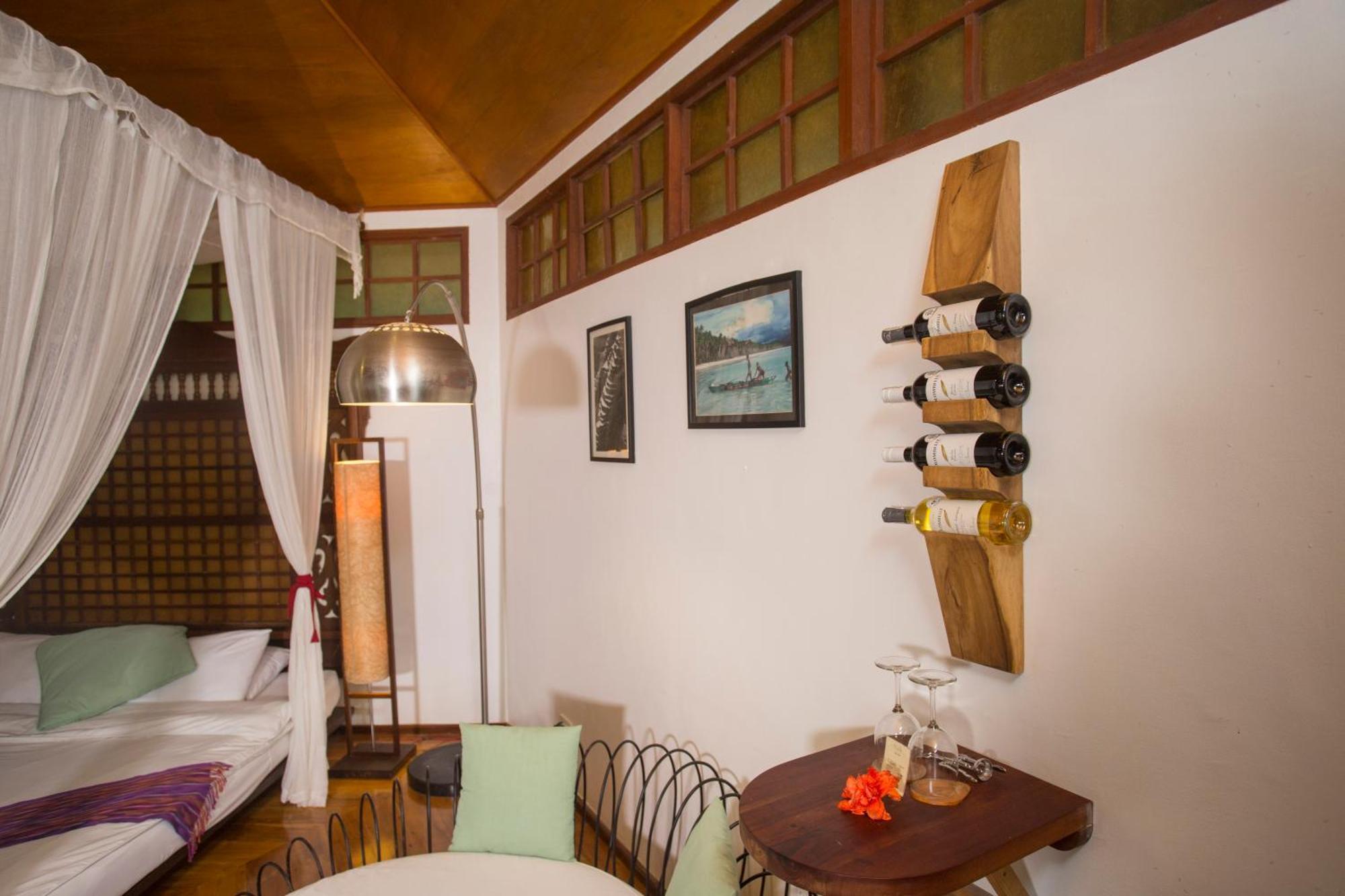 Mandala Spa & Resort Villas Manoc-Manoc Экстерьер фото